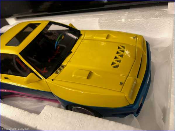 1:18 Opel Manta B Mattig BREITBAU "BOS EDITION" NEU &  OVP